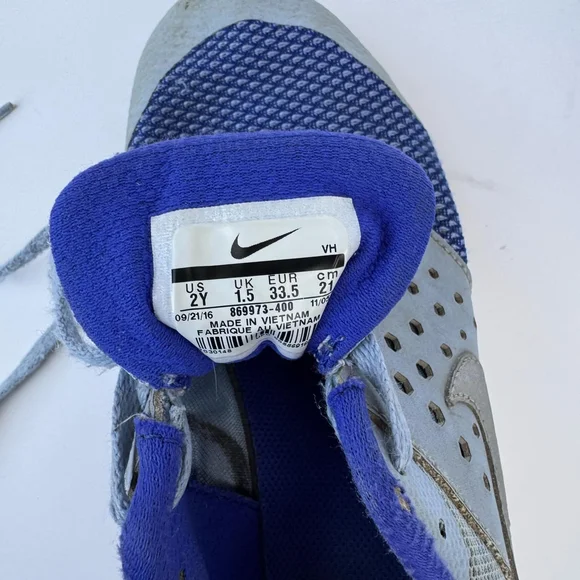 Nike Kids Blue and Gray Sneakers - Picture 3 of 7